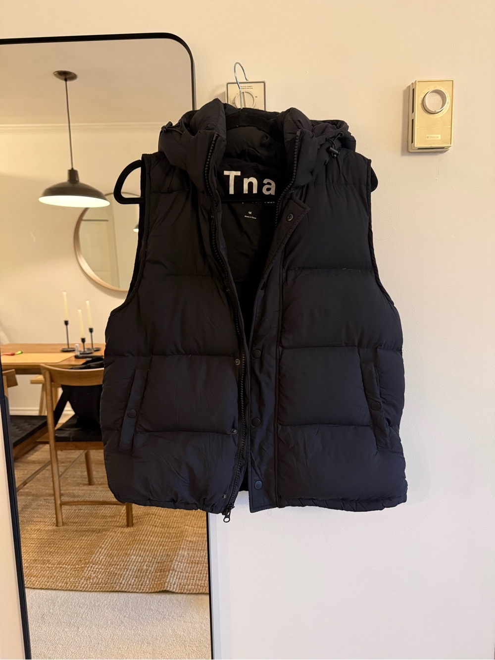TNA The Super Puff Vest Black Size Medium